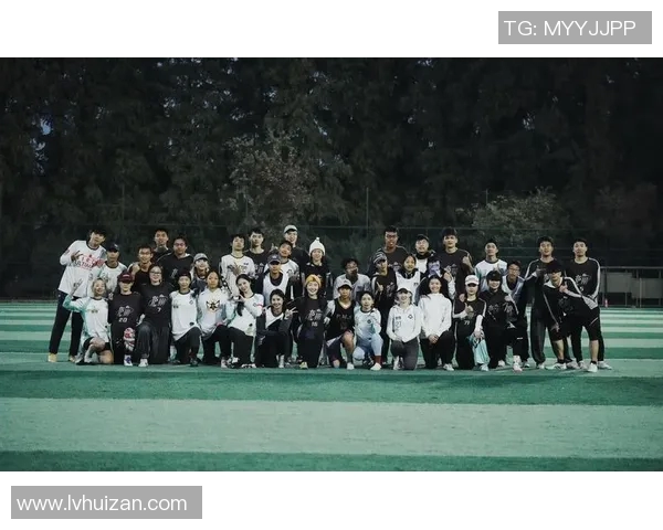 飞盘竞技的魅力与挑战:深入探讨杭州飞盘队的战术与控制能力 飞盘竞技的魅力与挑战:深入探讨杭州飞盘队的战术与控制能力